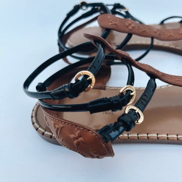 Louis Vuitton Gladiator Sandals Flats Strappy
Black LV Logo Leather 41 Ankle 11 - Picture 9 of 14